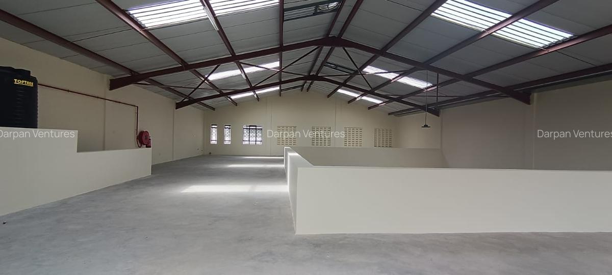 7,530 ft² Warehouse with Service Charge Included in Ruaraka - 6