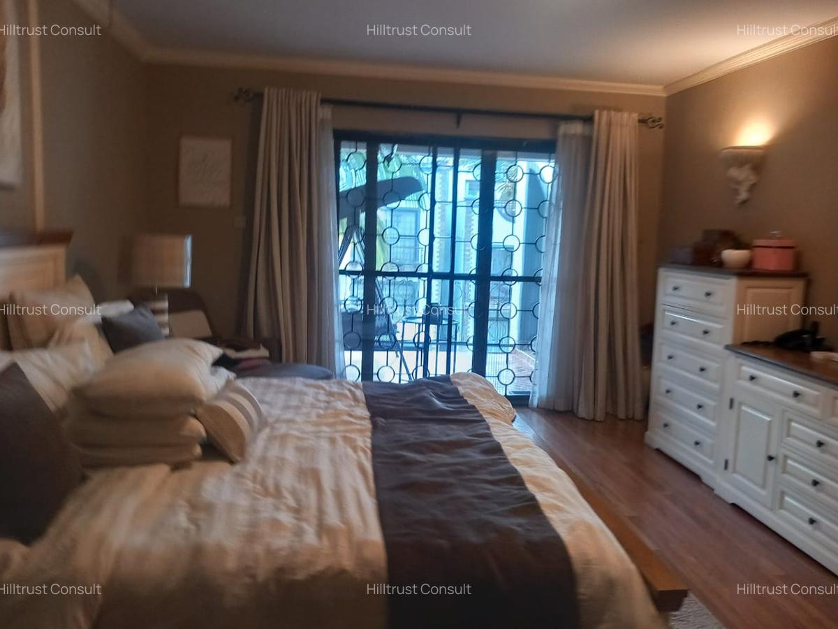 5 Bed Townhouse with En Suite at Grevillea Grove - 8