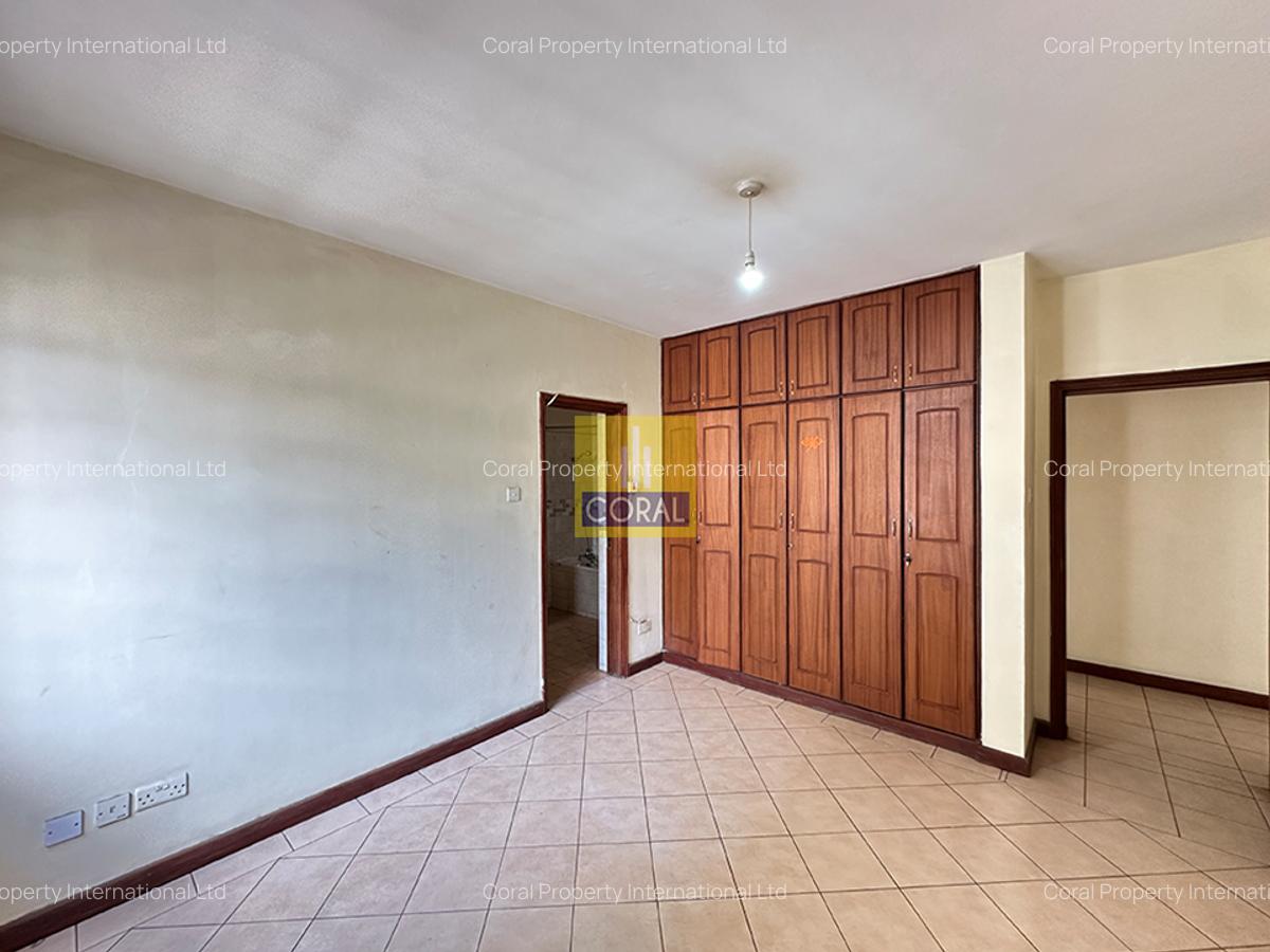 4 Bed Apartment in Westlands Area - 12