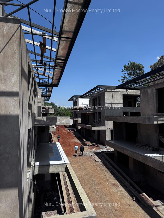 5 Bed Townhouse with En Suite in Lavington - 9