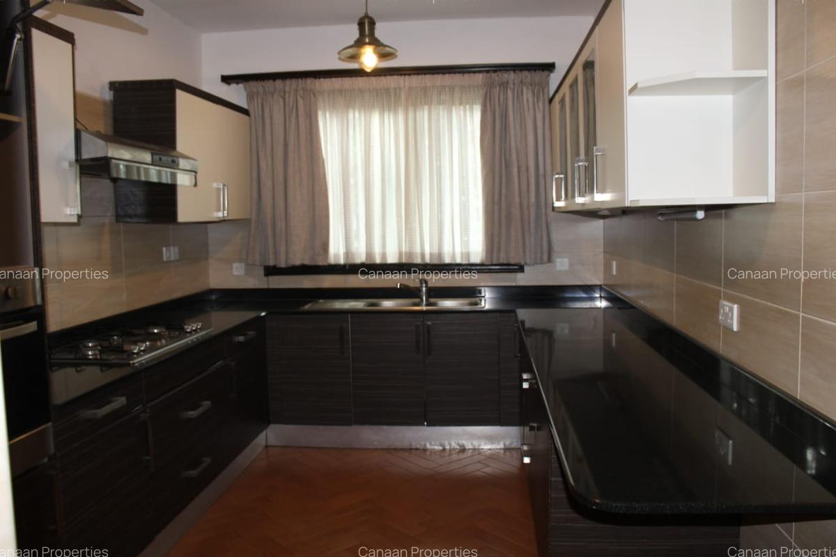 4 Bed Townhouse with Swimming Pool in Westlands Area - 13