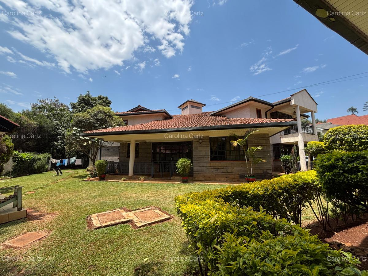 5 Bed House with En Suite in Runda - 13