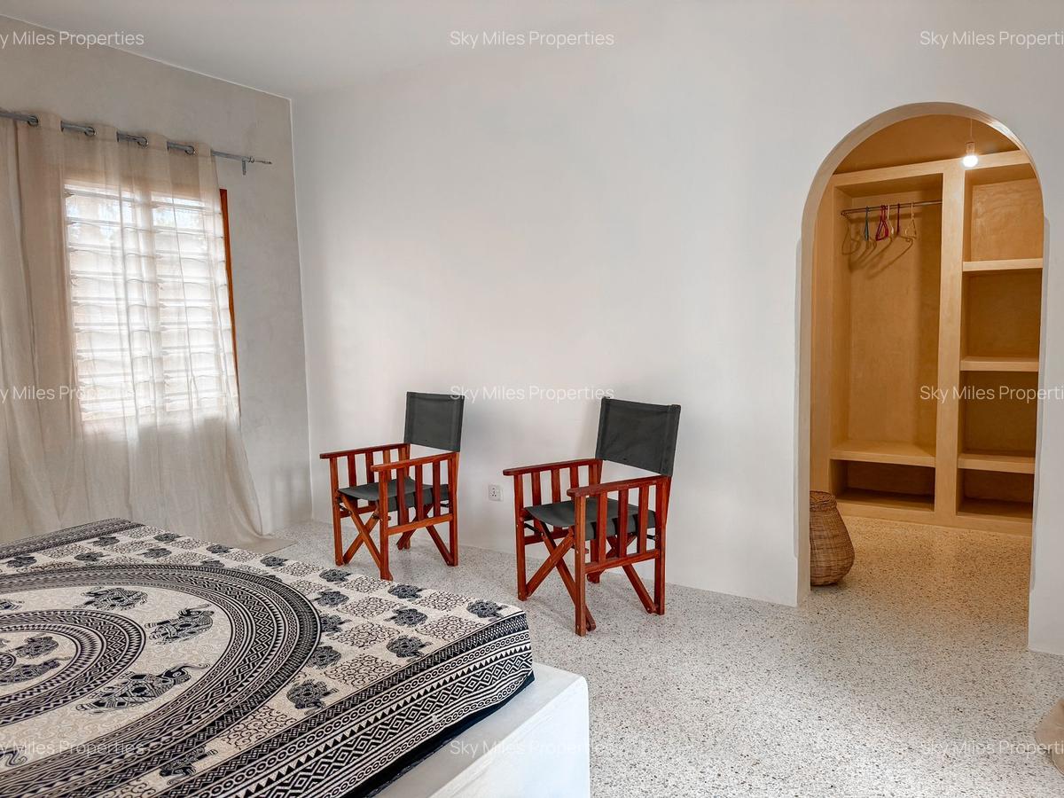 4 Bed Villa with En Suite at Watamu - 9