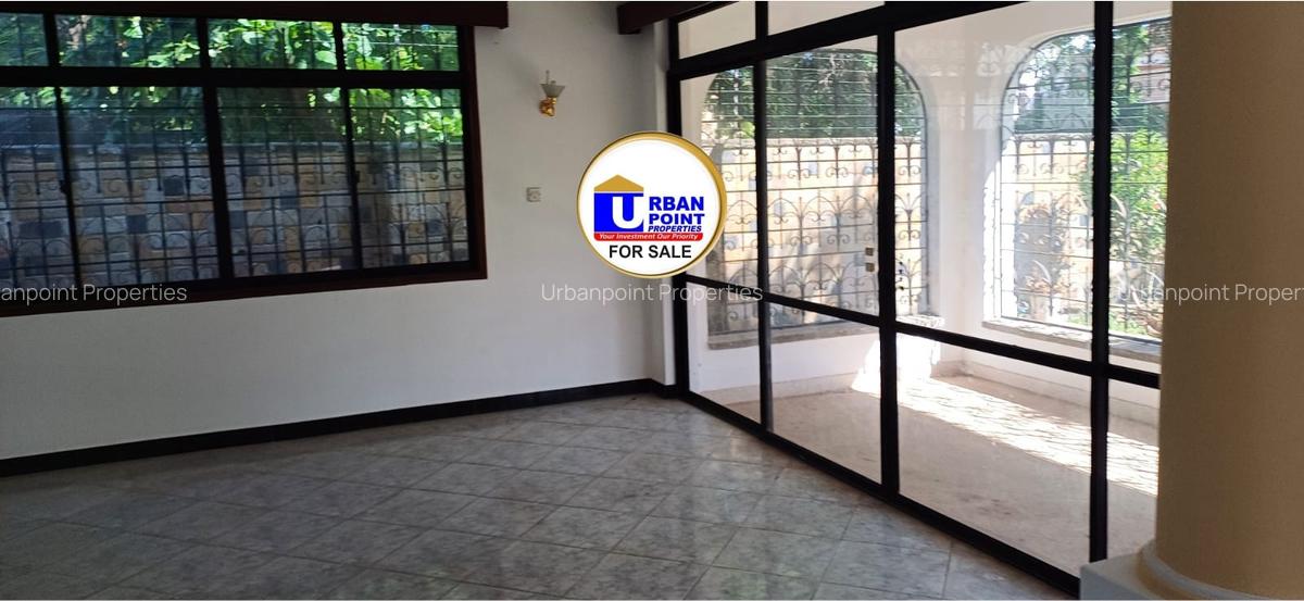 5 Bed House with En Suite in Nyali Area - 9