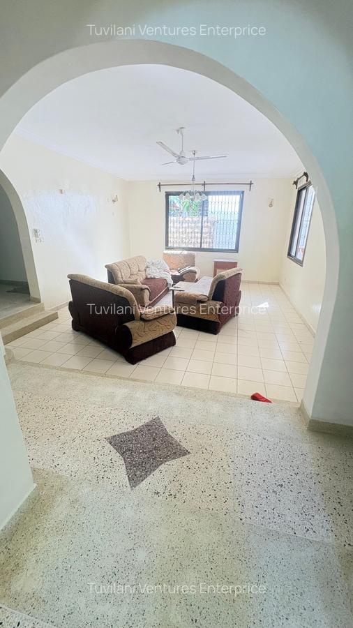 5 Bed Townhouse with En Suite at Nyali Mombasa - 5