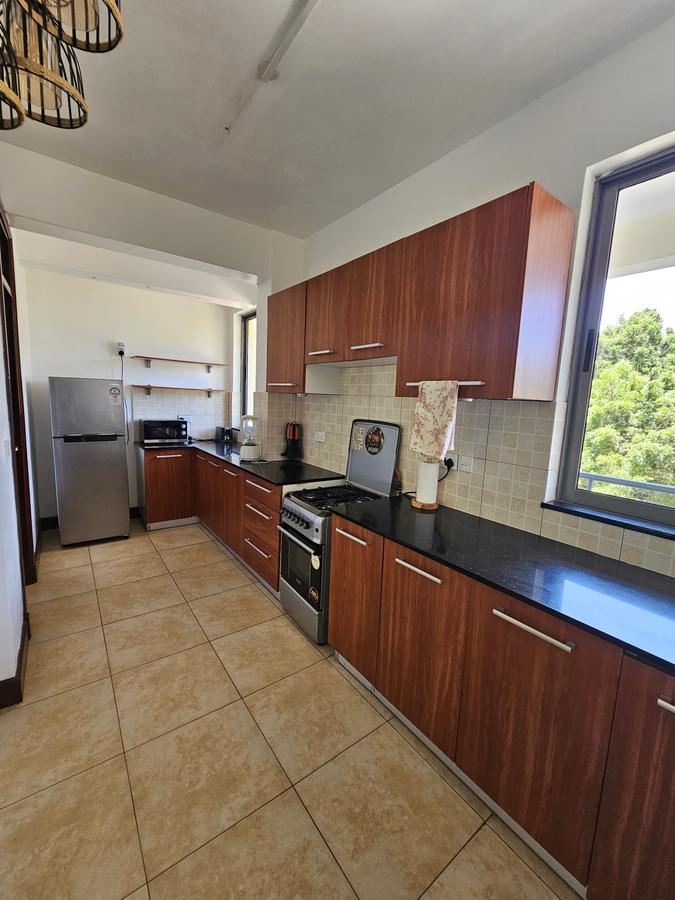 2 Bed Apartment with En Suite in Nyali Area - 7