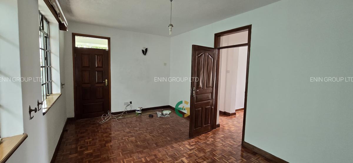 4 Bed Townhouse with En Suite at Mugumo Road - 8