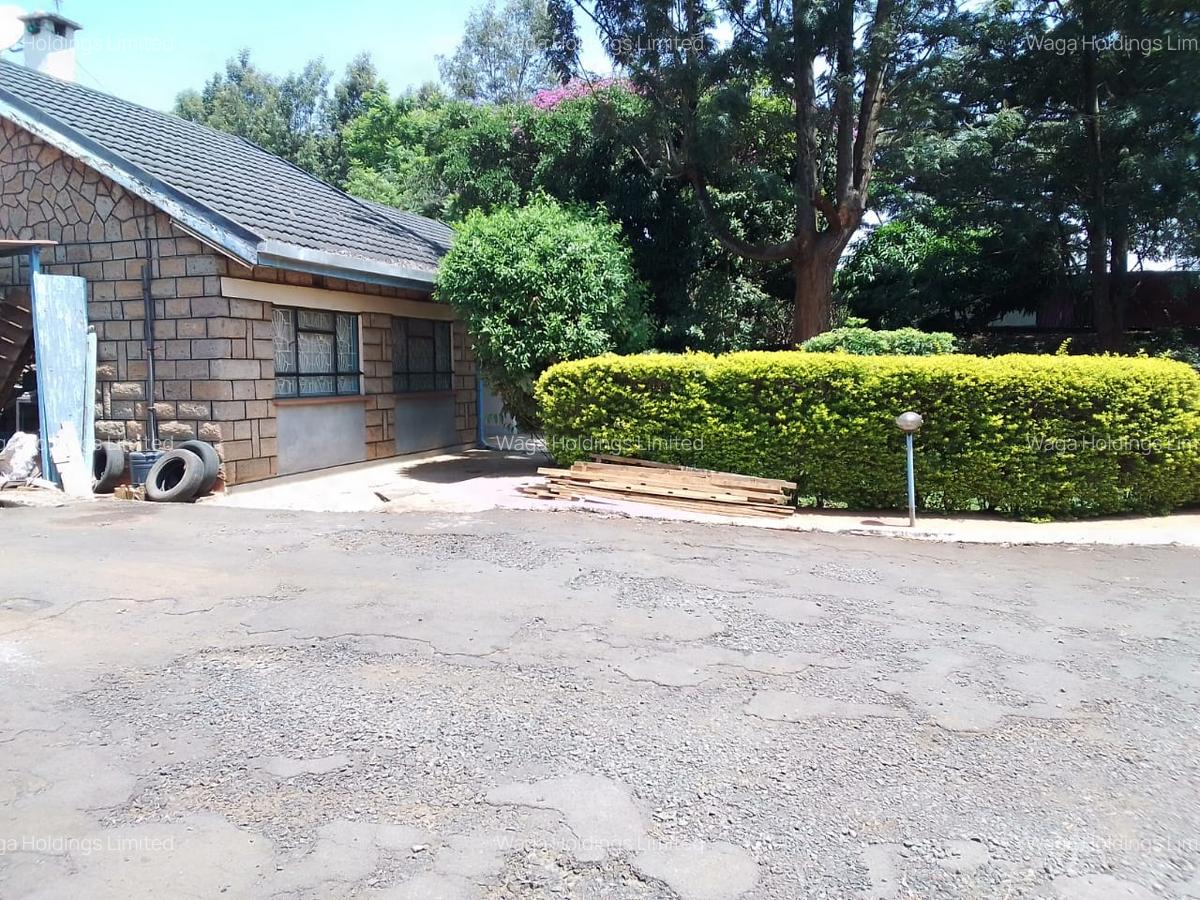 3 Bed House at Garden Estate Road - 3