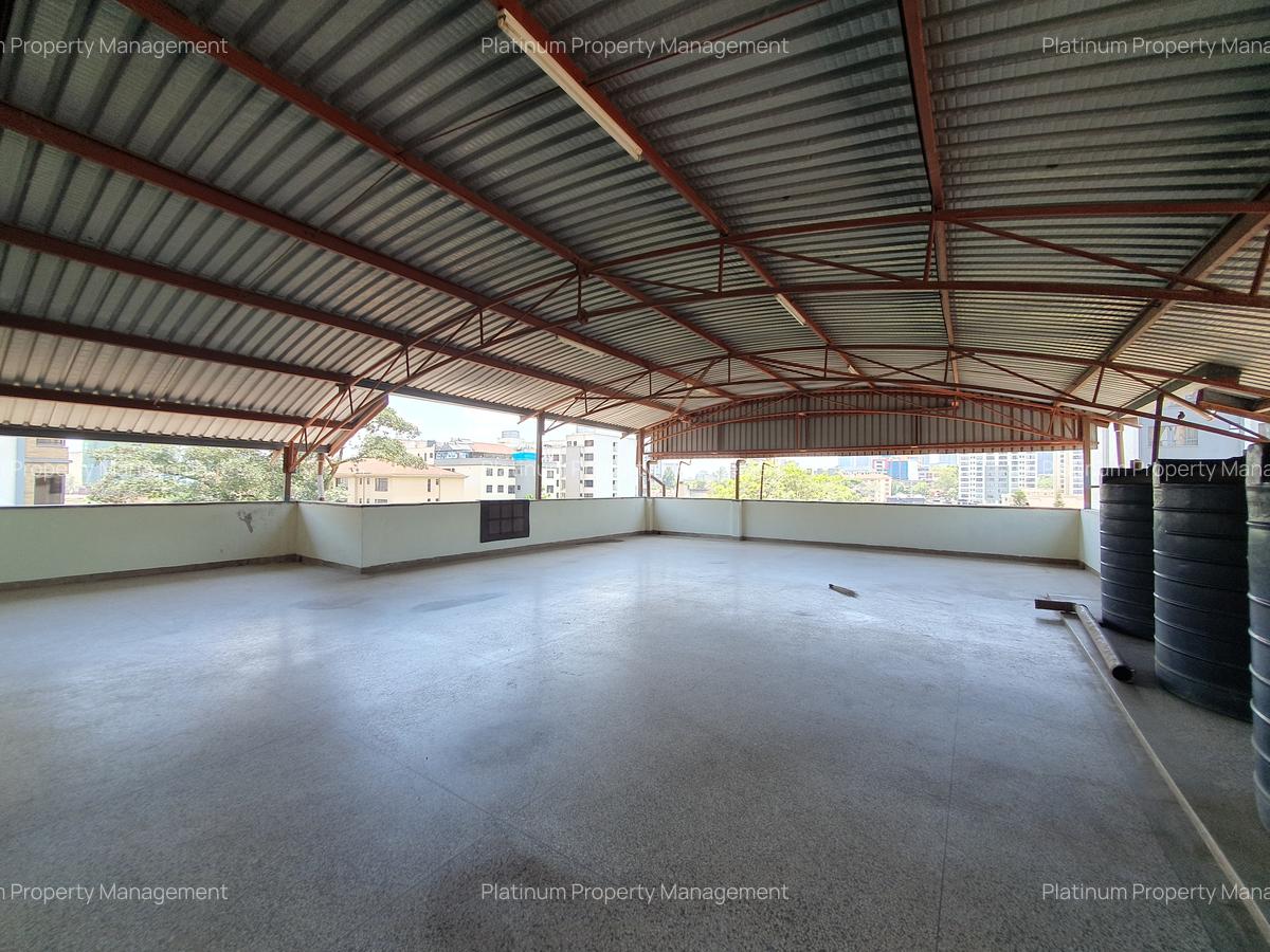 3 Bed Apartment with En Suite in Parklands - 19