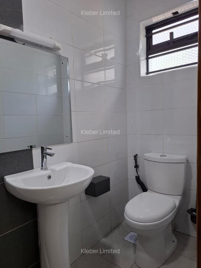 4 Bed Townhouse with En Suite in Ruiru - 13