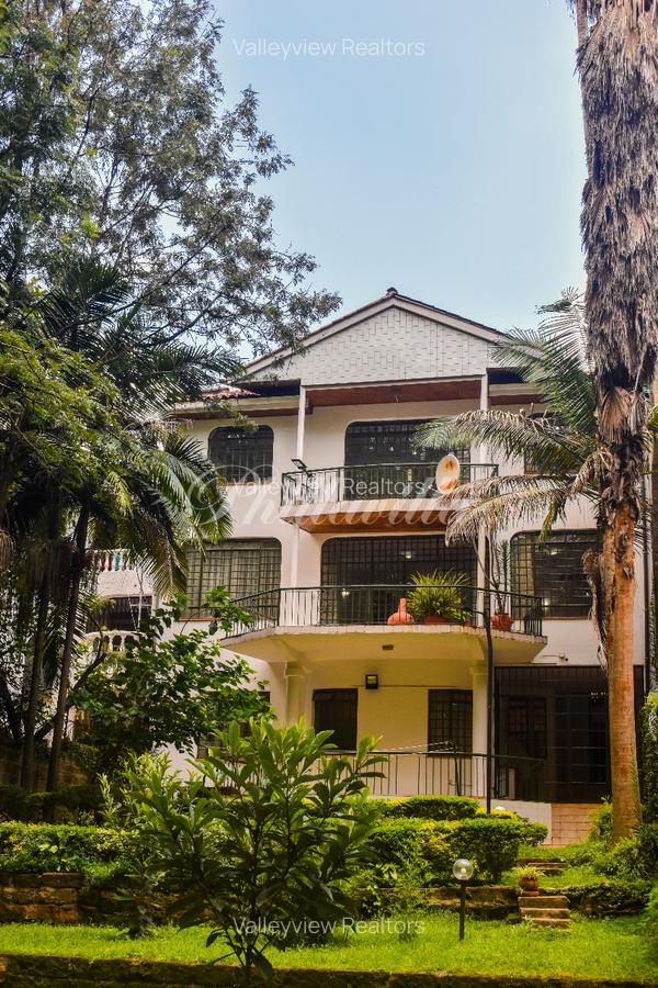 5 Bed Townhouse with En Suite at Kileleshwa - 1