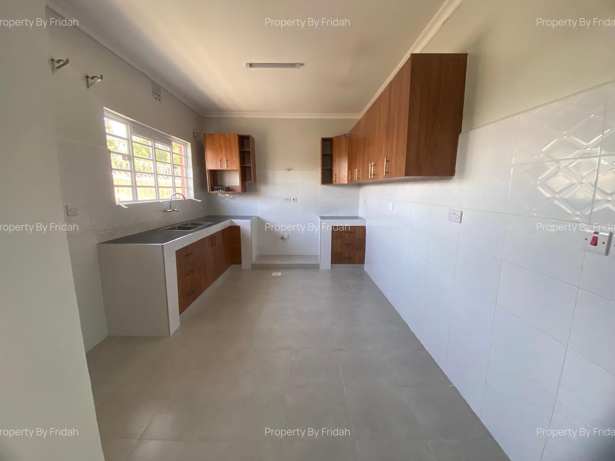 4 Bed House with En Suite in Kitengela - 6