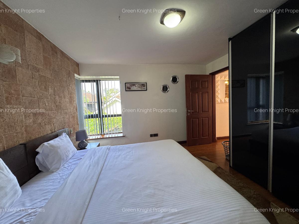 Serviced 2 Bed Apartment with En Suite in Kilimani - 5
