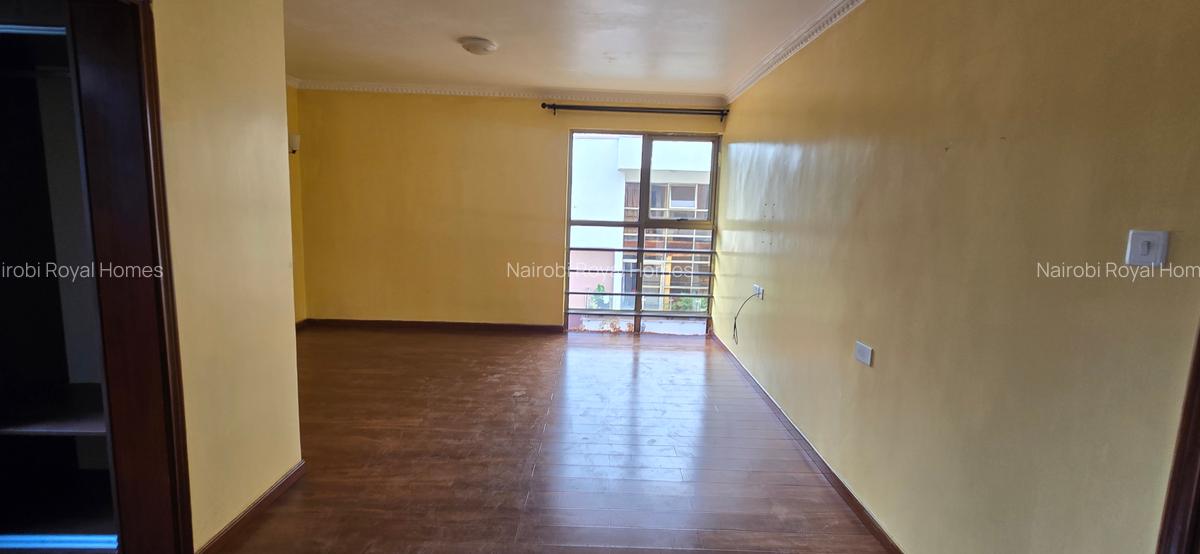 5 Bed Townhouse with En Suite at Lavington Green - 18
