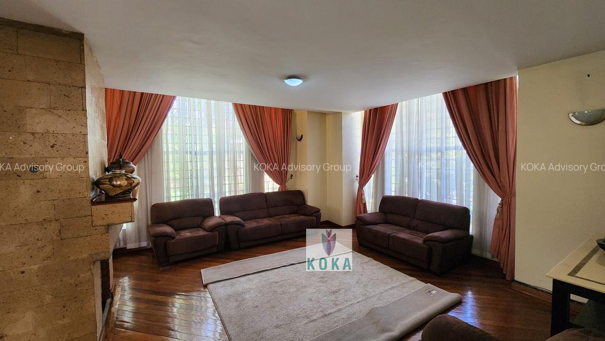 5 Bed Townhouse with En Suite in Lavington - 6