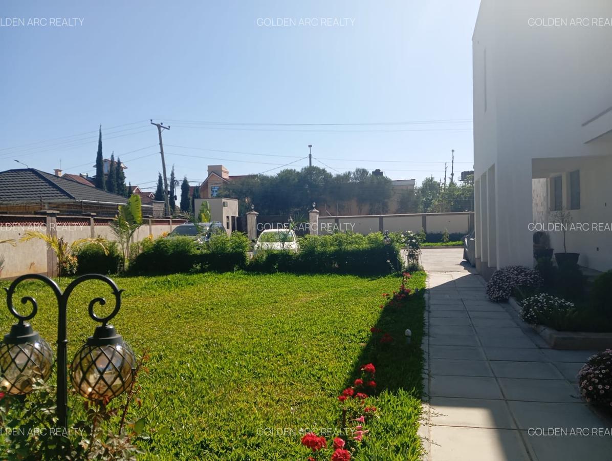 6 Bed Townhouse with En Suite in Karen - 8