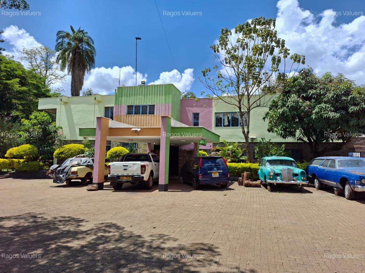 5 Bed House with En Suite at Karen Plains - 1