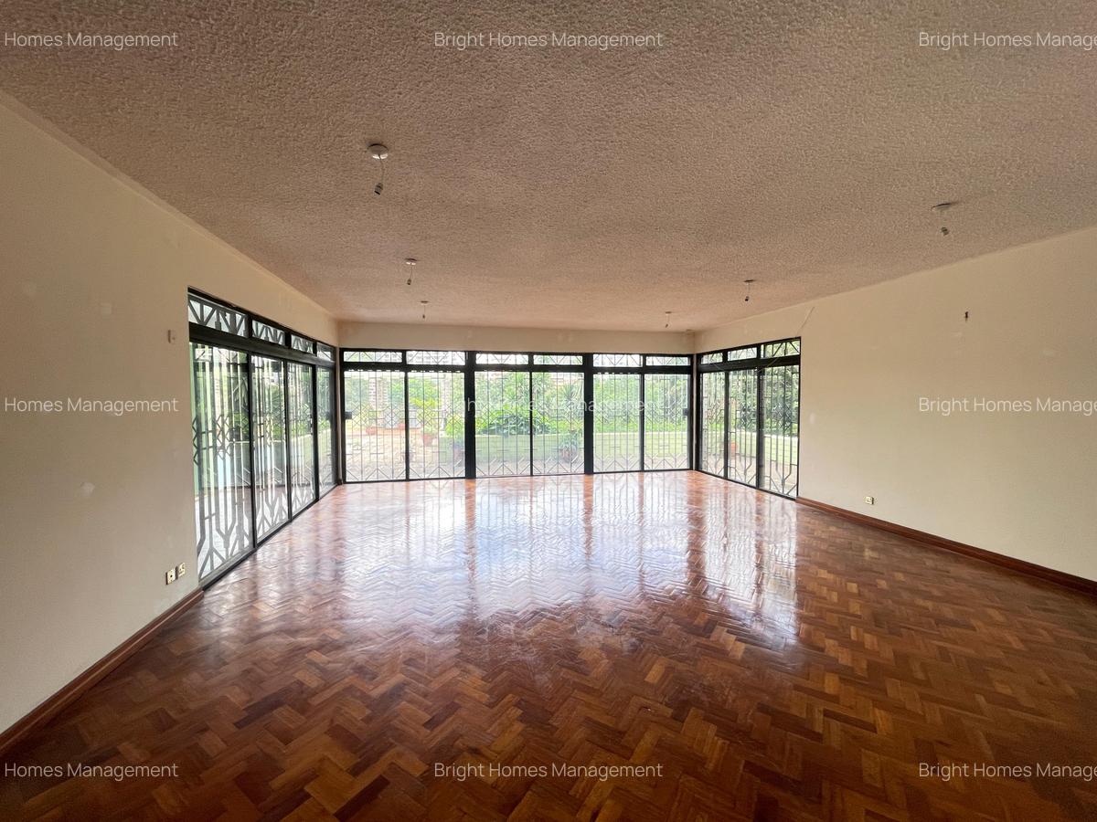 5 Bed Villa with En Suite in Muthaiga - 20