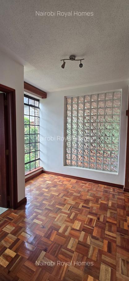 5 Bed Townhouse with En Suite at Muthangari Drive - 11