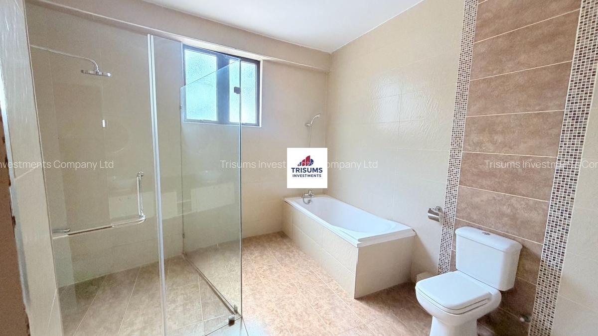 3 Bed Apartment with En Suite in Westlands Area - 12
