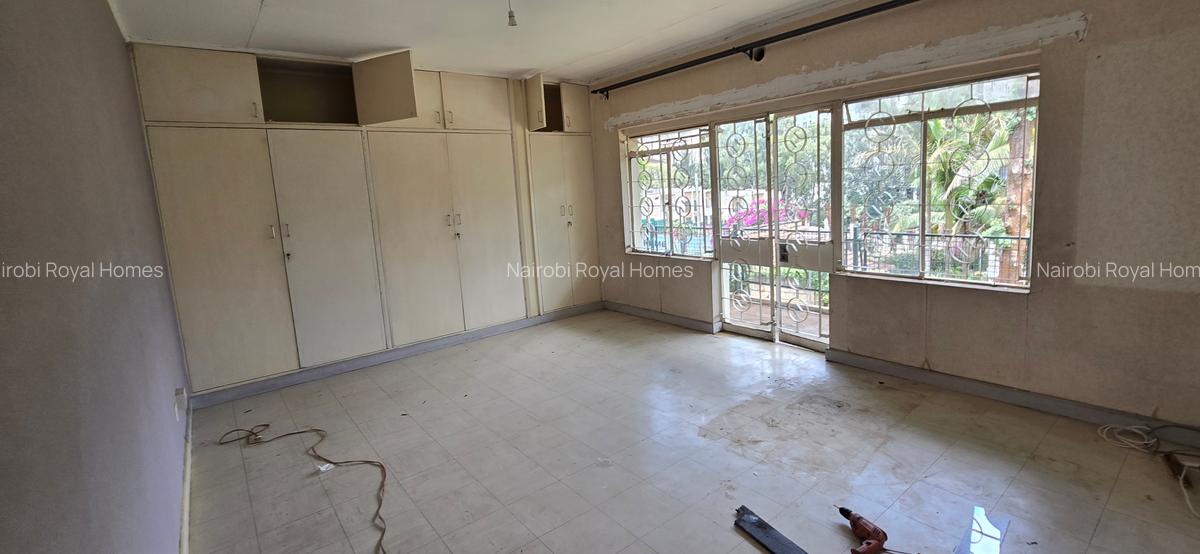 3 Bed Townhouse with En Suite at Kileleshwa - 16
