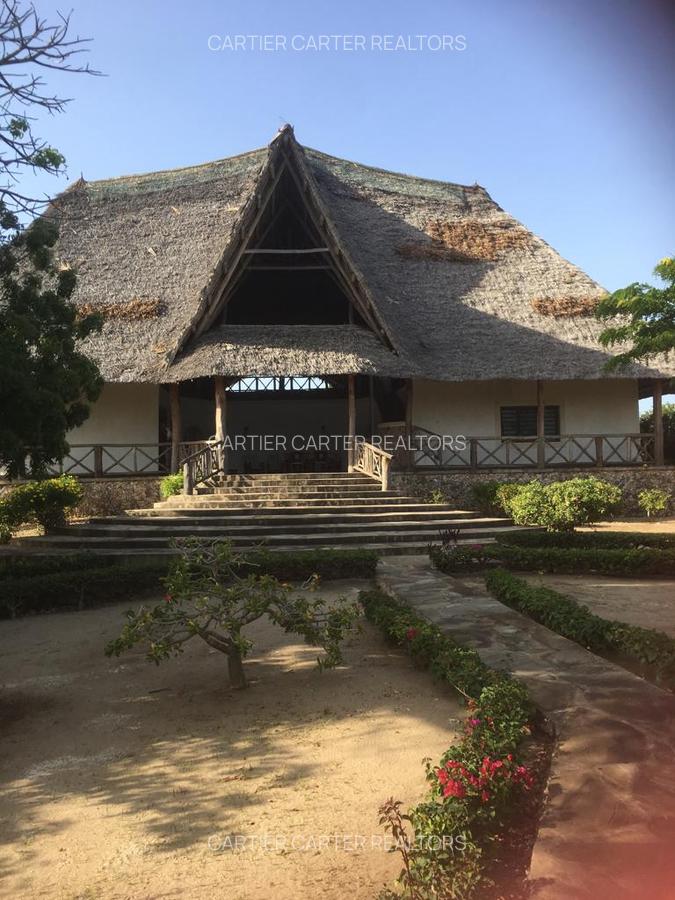 3 Bed Apartment with En Suite in Watamu - 1