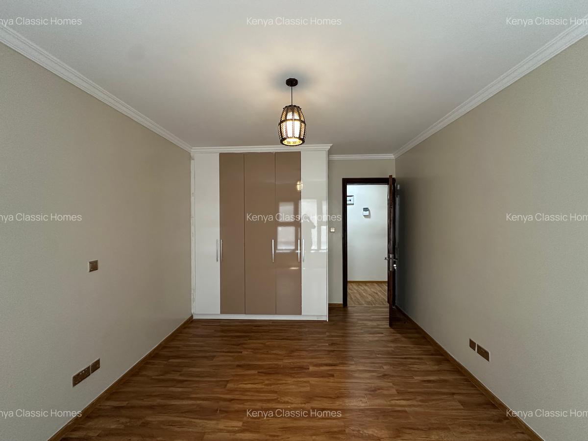 4 Bed Apartment with En Suite at Kilimani - 9