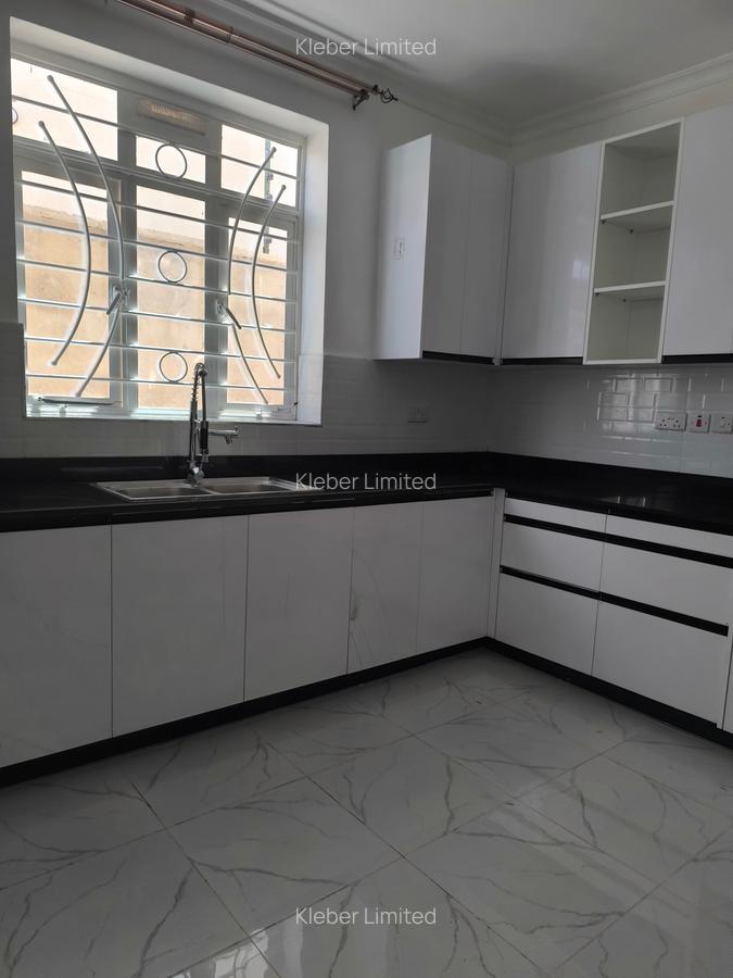 4 Bed House with En Suite in Kitengela - 9