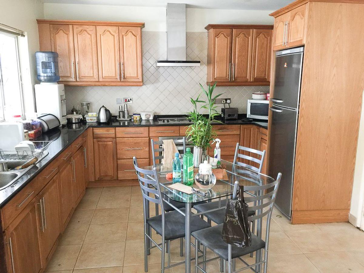 4 Bed House with En Suite in Rhapta Road - 4