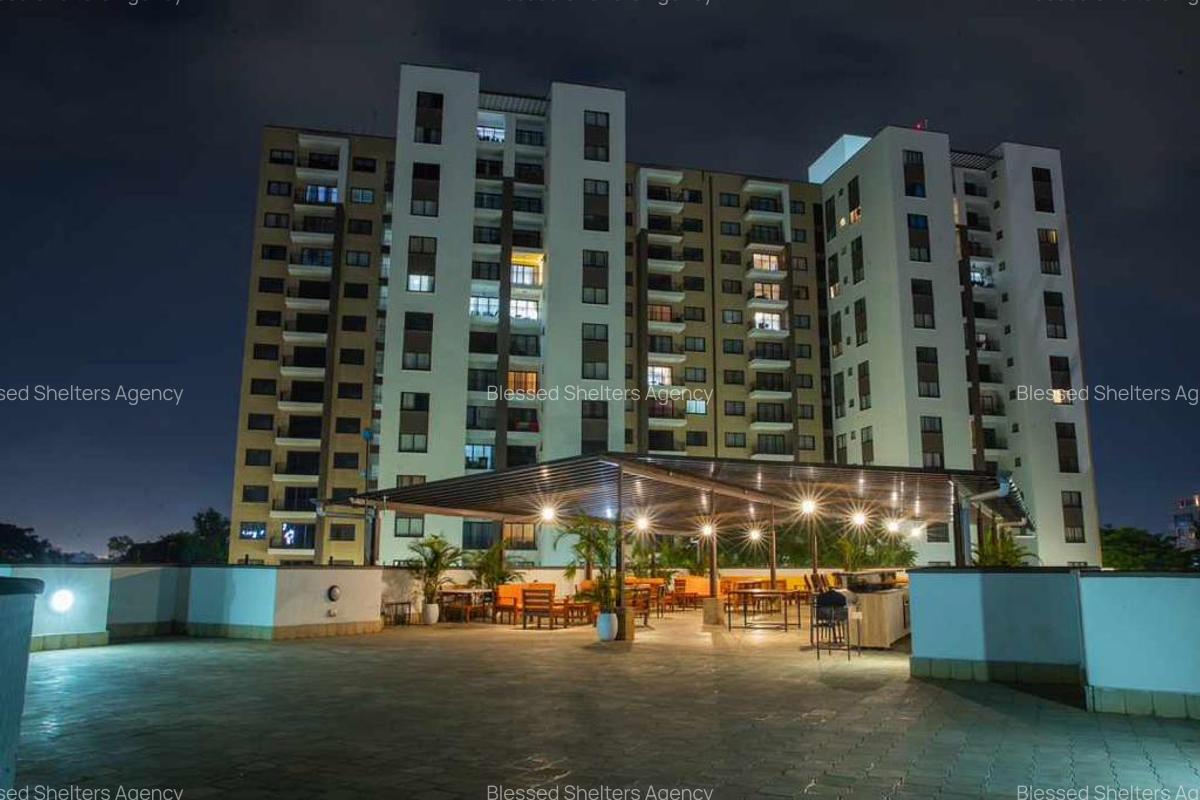 Serviced 1 Bed Apartment with En Suite in Garden Estate - 13