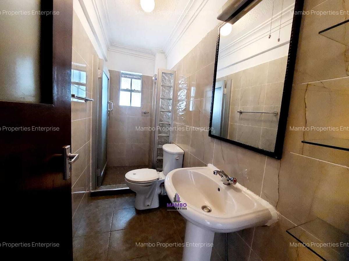 Serviced 2 Bed Apartment with En Suite at Brookside Drive - 16