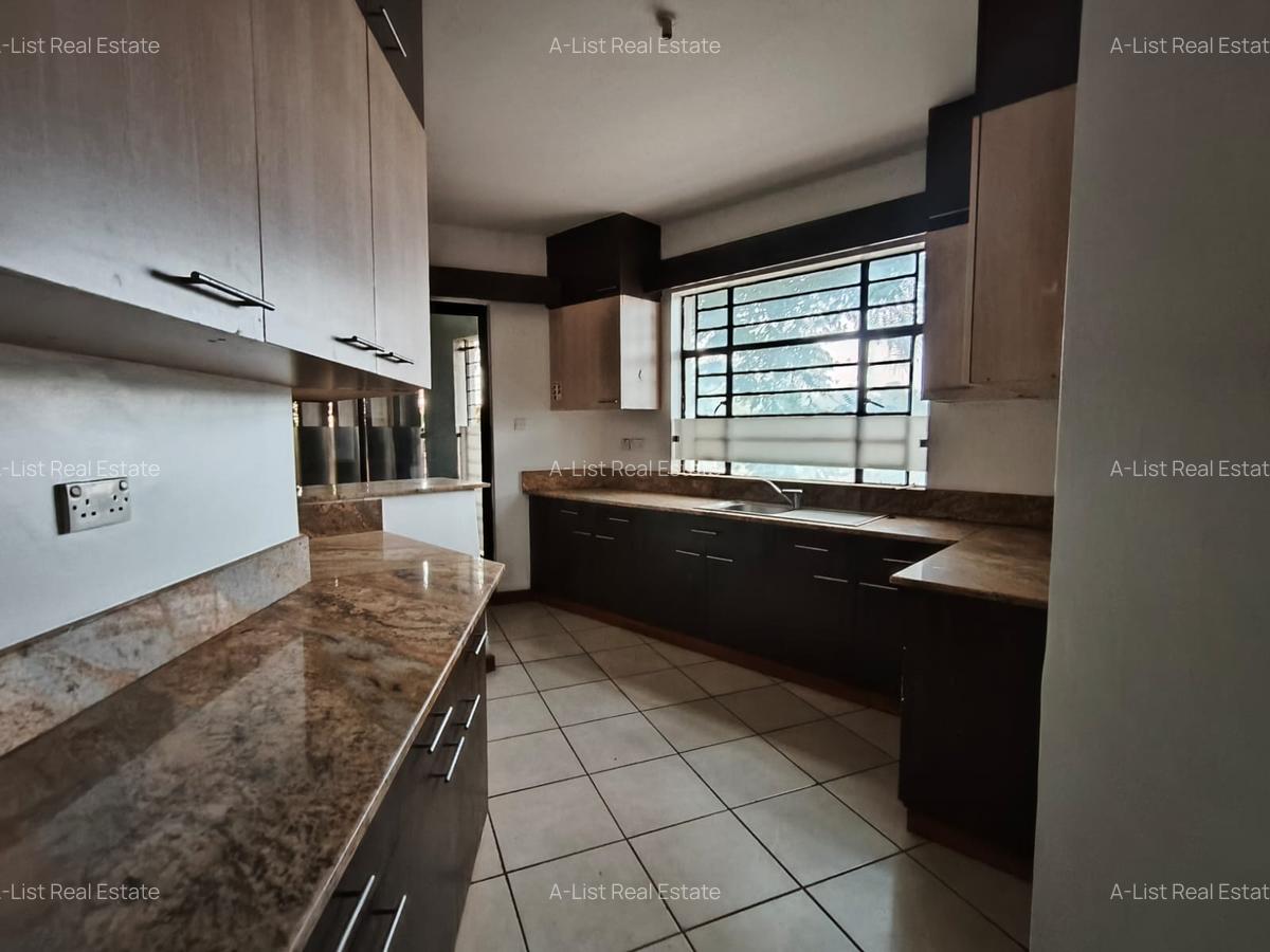 3 Bed Apartment with En Suite at 5Th Street - 3