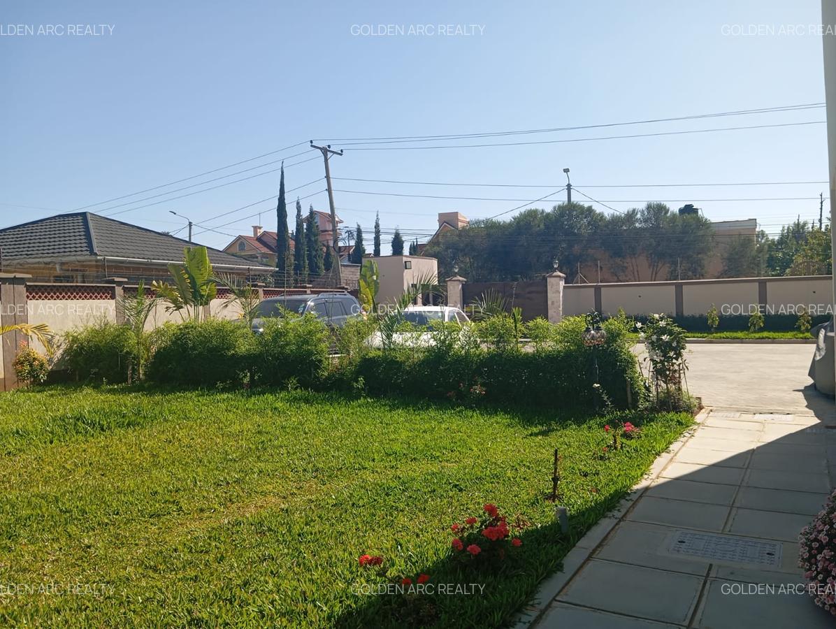 6 Bed Townhouse with En Suite in Karen - 5