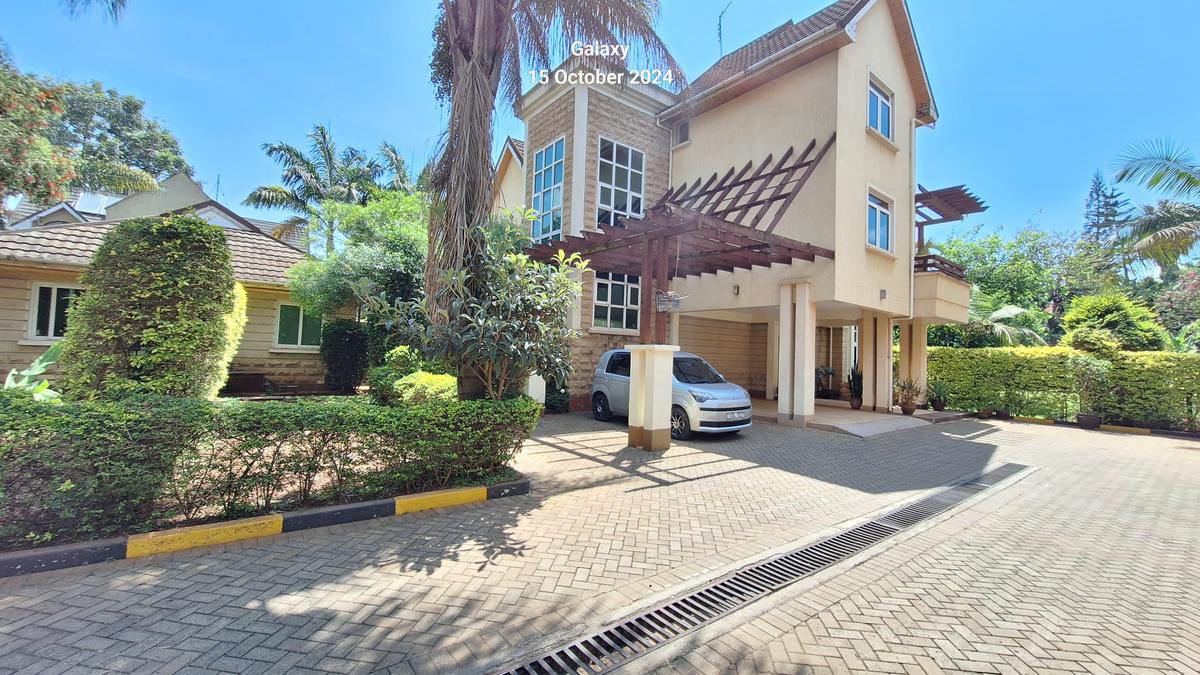 5 Bed Townhouse with En Suite at Owashika Road - 2