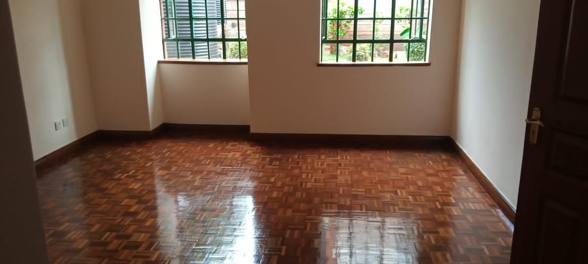 3 Bed Apartment with En Suite at Rhapta Road - 5