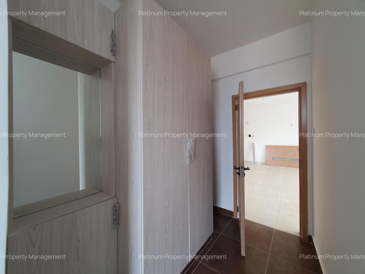 3 Bed Apartment with En Suite in Parklands - 15