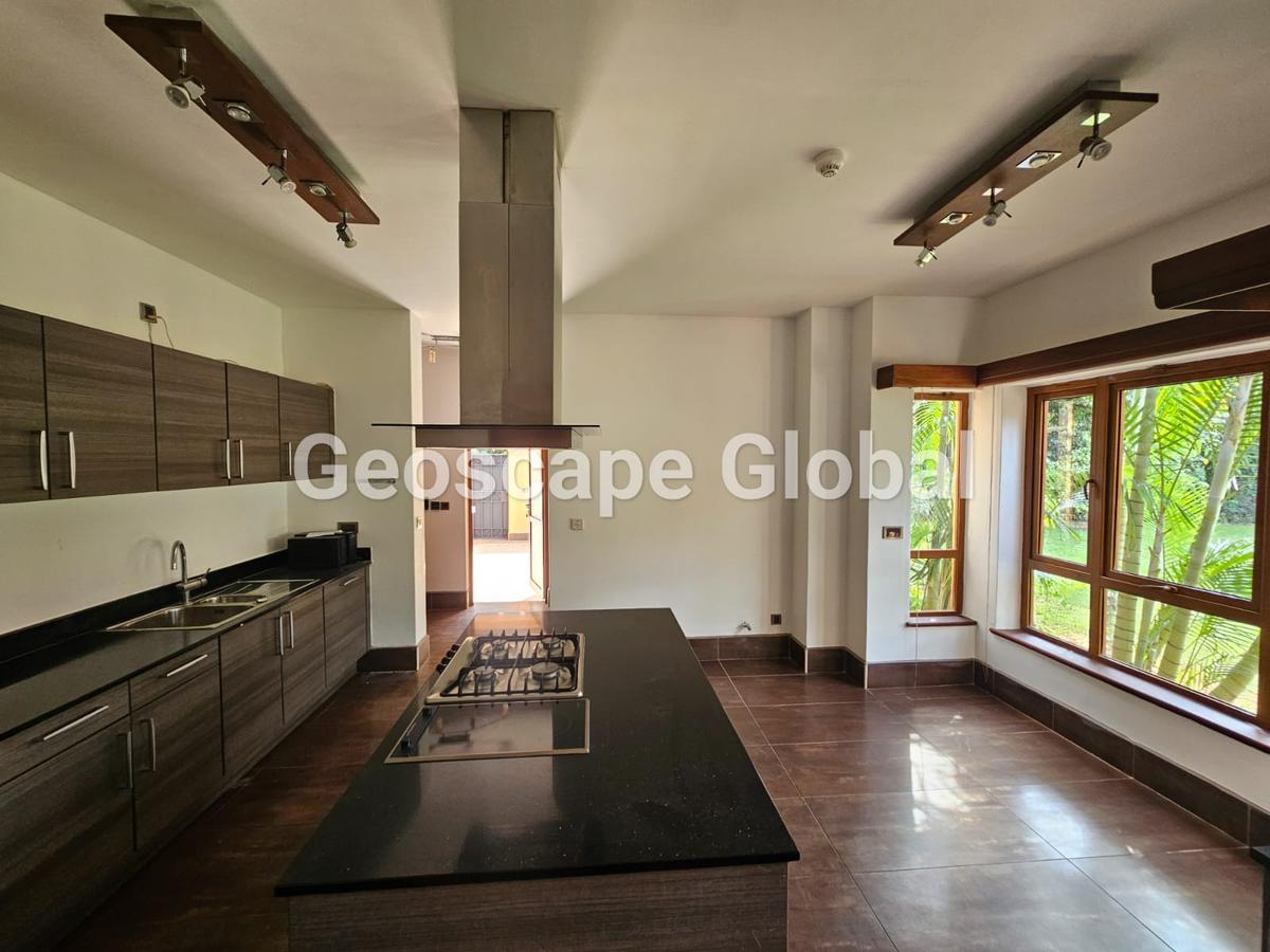 4 Bed House with En Suite in Kitisuru - 11
