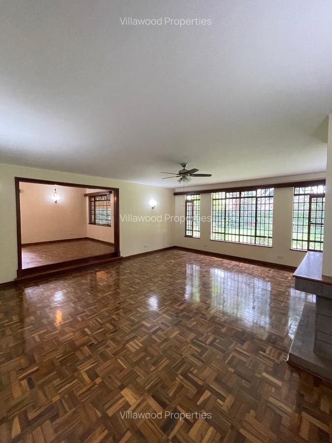5 Bed Villa with En Suite in Nyari - 2