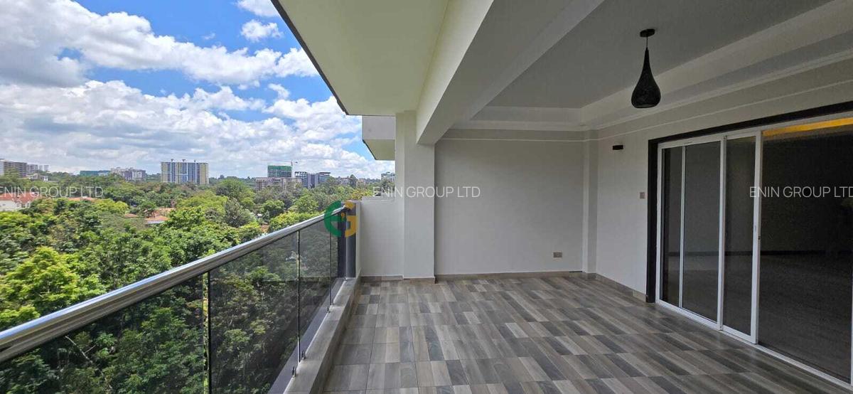 3 Bed Apartment with Swimming Pool in Riverside - 5