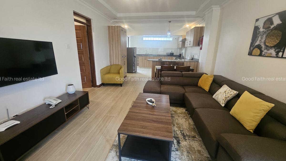 2 Bed Apartment with En Suite in Riverside - 2
