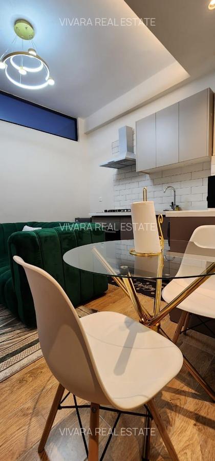 Serviced 1 Bed Apartment with Swimming Pool in Kilimani - 4