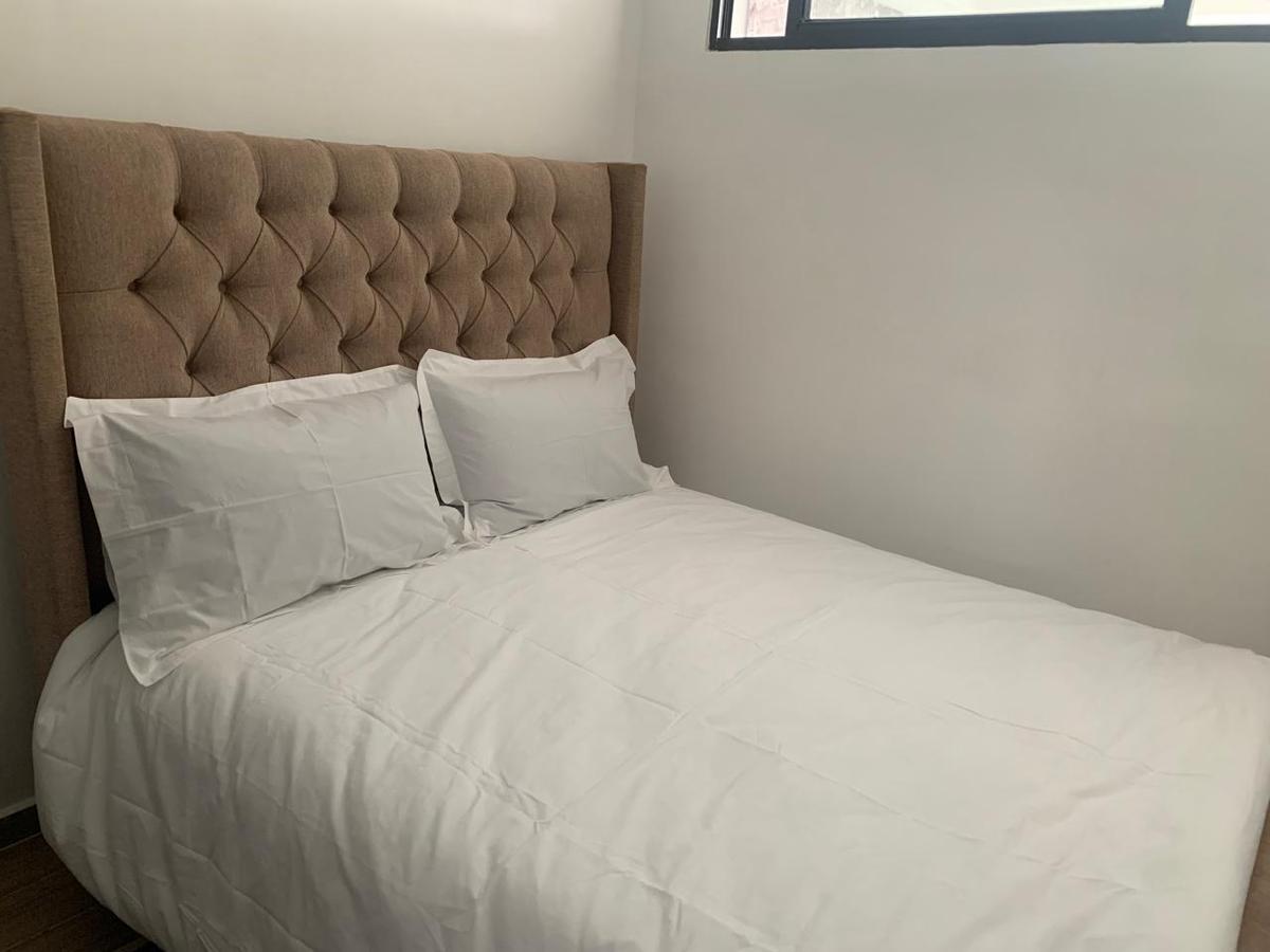 Serviced 1 Bed Apartment with En Suite in Riverside - 2