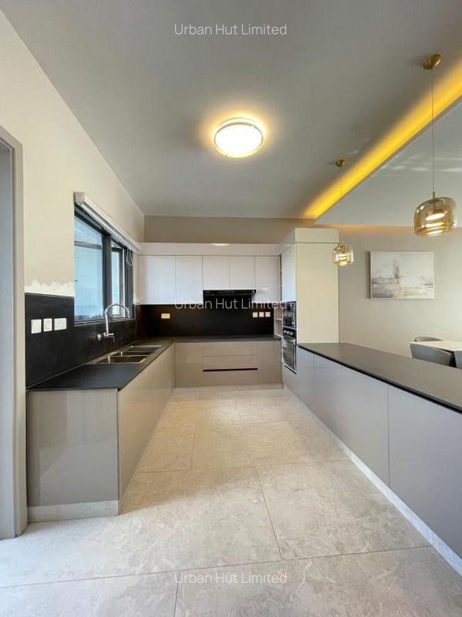 4 Bed House with En Suite in Langata - 4