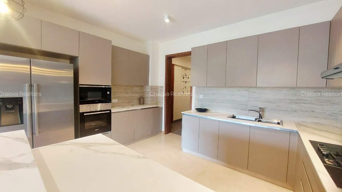 3 Bed Apartment with En Suite at Riverside Drive - 15