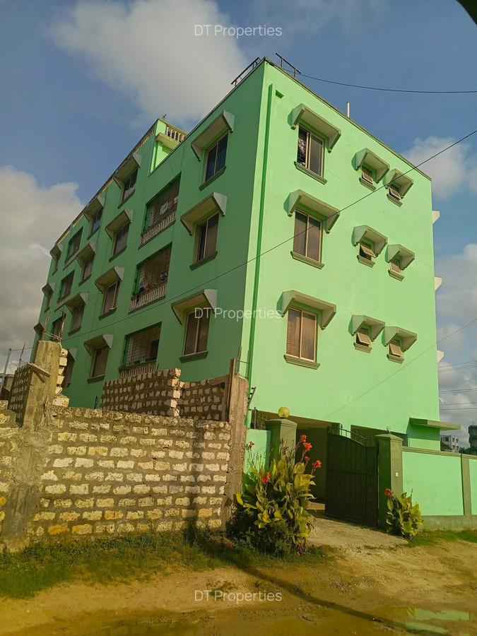 10 Bed House at Bamburi - 2