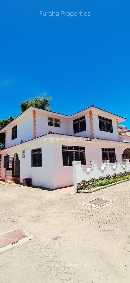 4 Bed Villa with En Suite at Nyali - 1