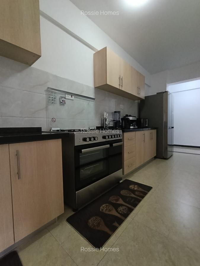 Serviced 3 Bed Apartment with En Suite in Kilimani - 13