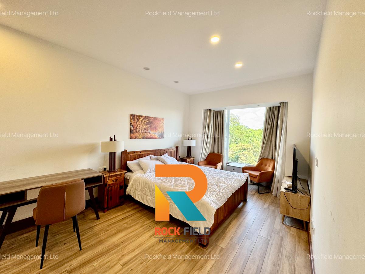 Furnished 3 Bed Apartment with En Suite in Parklands - 12