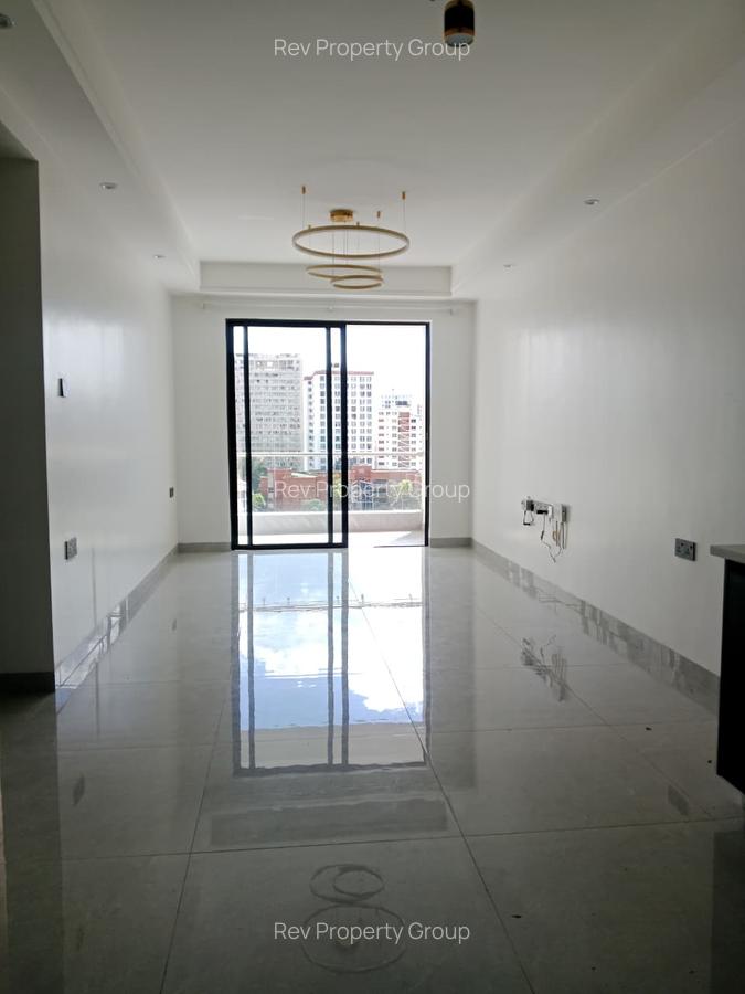 Serviced 1 Bed Apartment with En Suite in Kilimani - 2