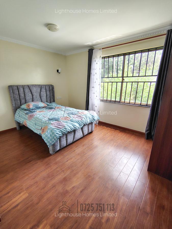 5 Bed Townhouse with En Suite at Lavington - 7